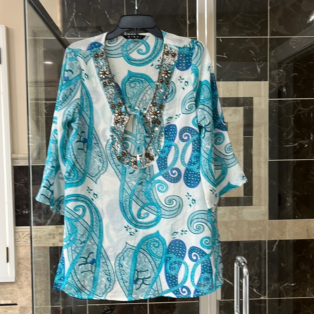 Dimri cover up, size M, NWOT.